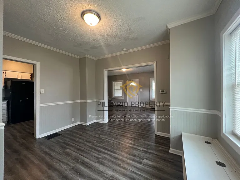 619 N Sherman Dr — Photo 7