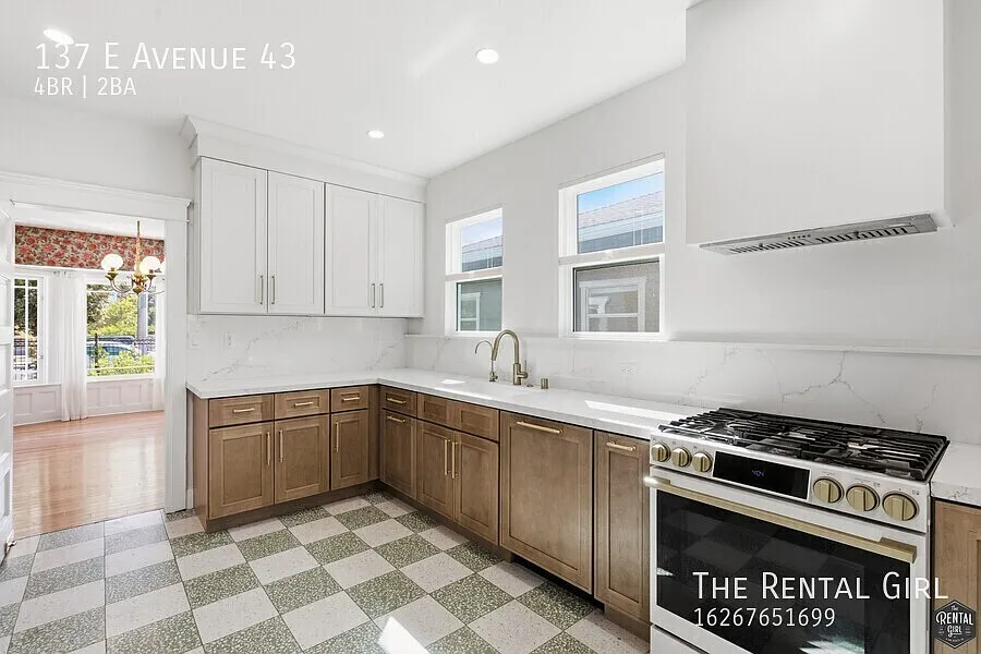 137 E Avenue 43