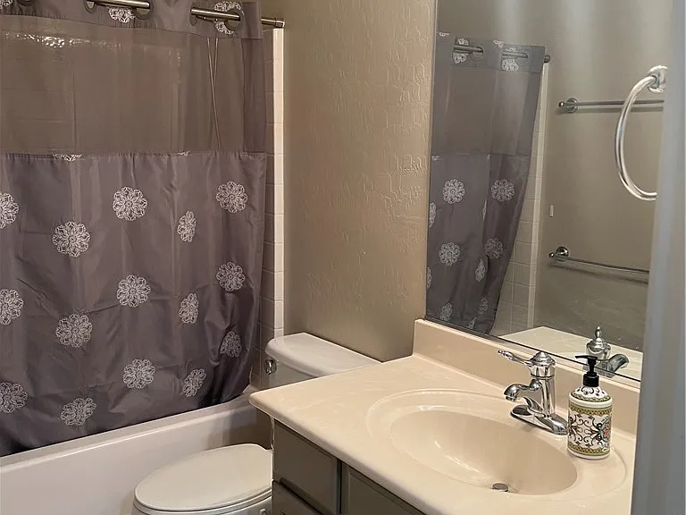 6092 Fox Creek Ave — Photo 7