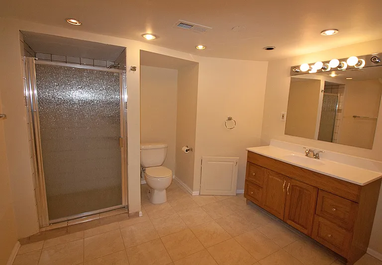 3733 Grove St — Photo 27