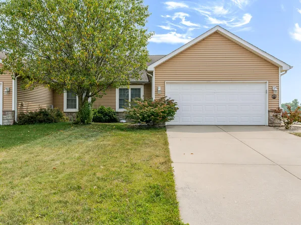 1755 E 105th Ave, Crown Pt, IN 46307