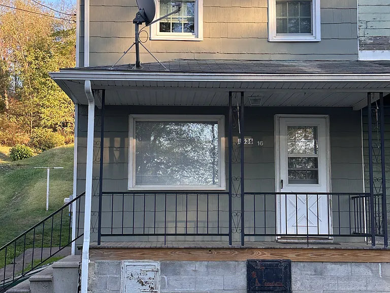 1536 Paint St — Photo 7