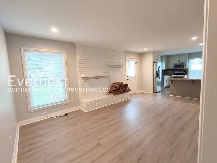 9236 Switzer St — Photo 8