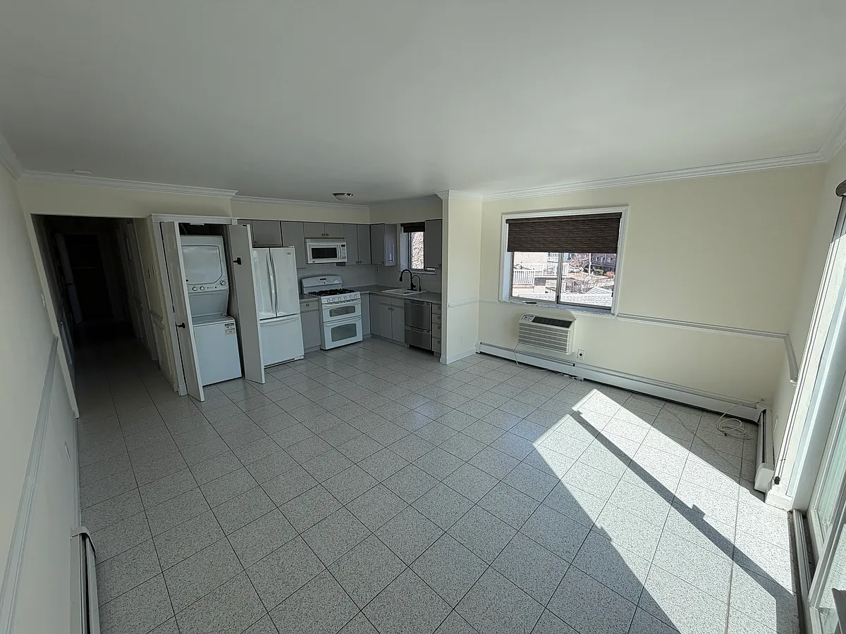 Building Photo - 520 Ellsworth Ave #3C