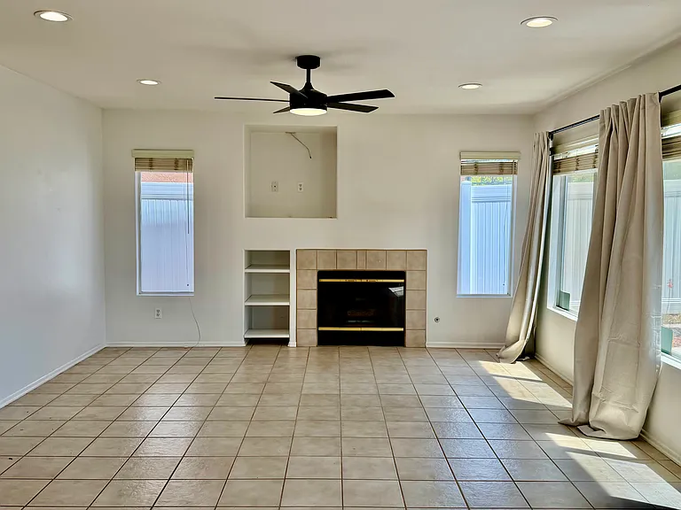 39519 Bainbridge Cir — Photo 3