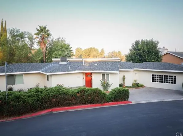 5356 Medina Rd, Woodland Hills, CA 91364