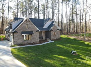 882 Ram Ln, Lincolnton, NC 28092