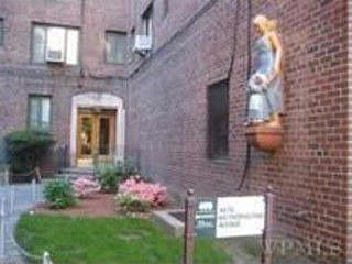 2nd image of 1670 Metropolitan Ave APT 4E