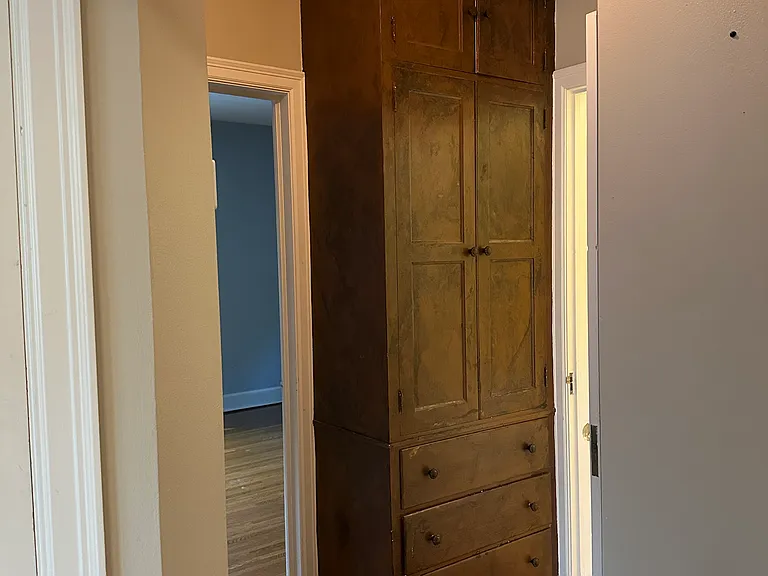 215 W Minnehaha Pkwy #2 — Photo 5