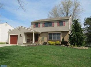 100 Capella Rd, Turnersville, NJ 08012