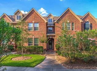 10 Rosalind Ln, Spring, TX 77382