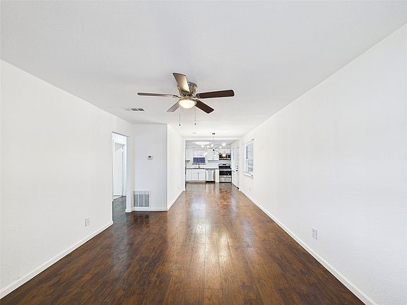 5th image of 2928 Mitchell Blvd