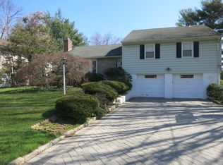 174 Waverly Rd, Scarsdale, NY 10583