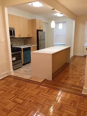 Rented by Quest Realty Sunnyside Corp | media 13