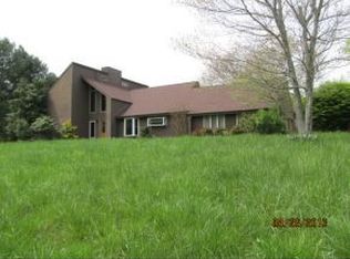 4135 Tate Springs Rd, Big Stone Gap, VA 24219