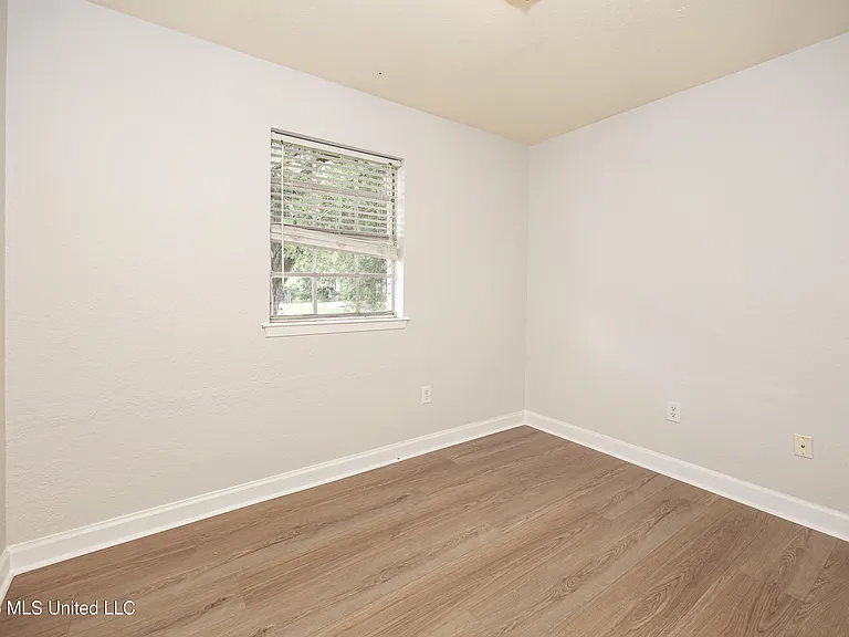 2840 Gardendale Ave — Photo 30