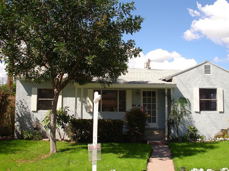 1st image of 711 N Griffith Park Dr
