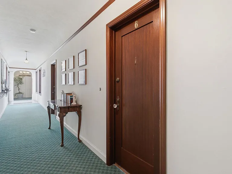 1530 Miramar Dr — Photo 18