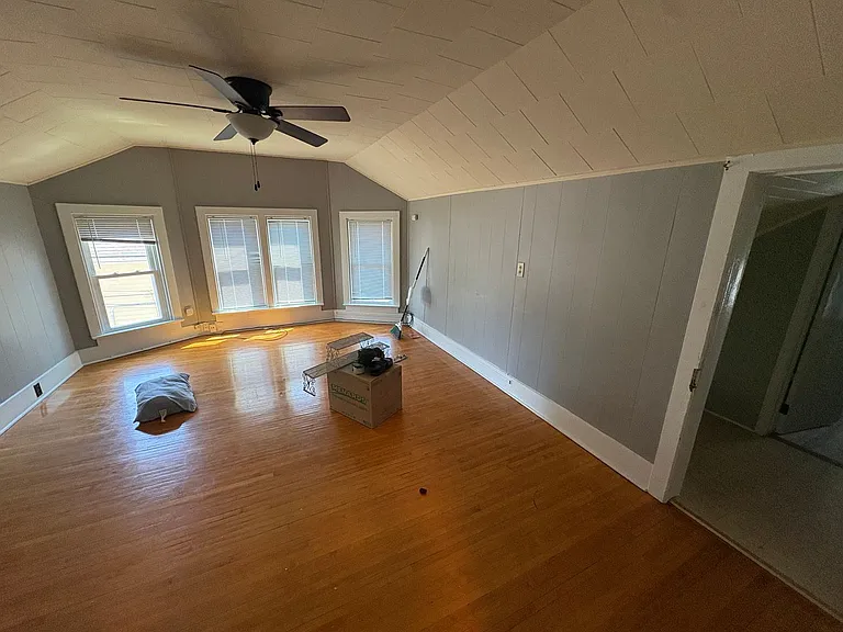 407 W South Park Ave — Photo 7