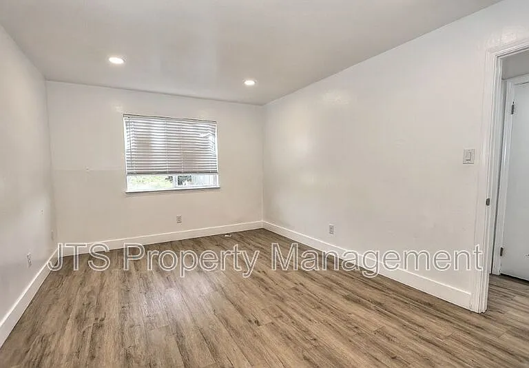 10524 Croetto Way #3 — Photo 56