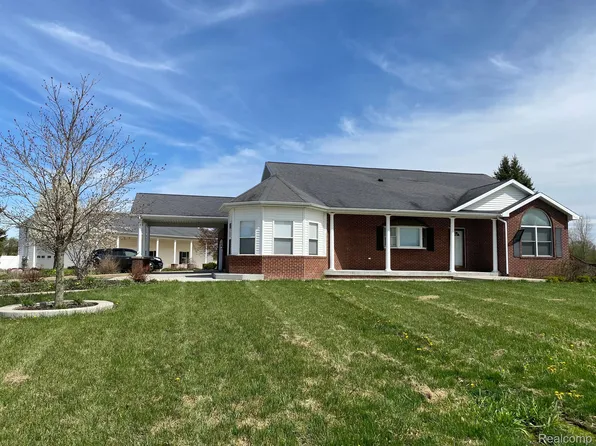 2583 S Edgar Rd, Mason, MI 48854