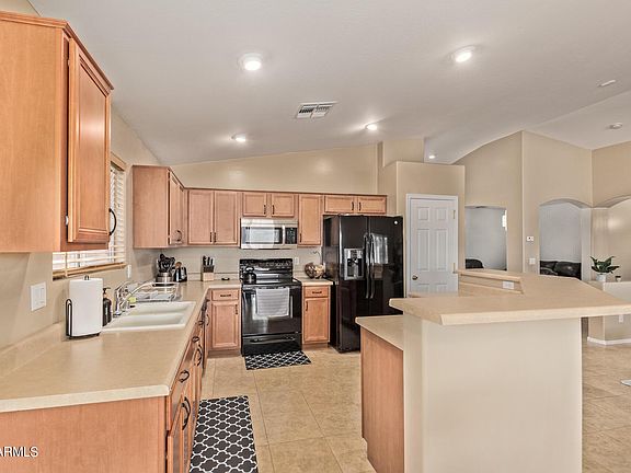 3rd image of 17476 W Caribbean Ln