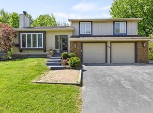 164 Larkwood Dr, Rochester, NY 14626