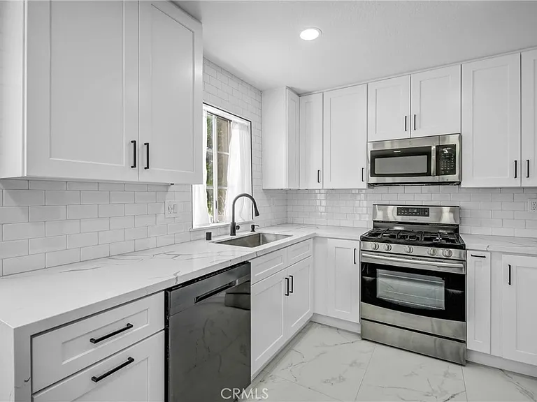 13750 Hubbard St #77 — Photo 11