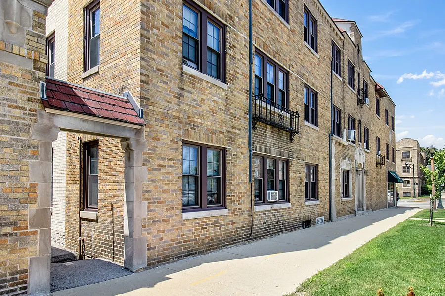 3919 N Morris Blvd #203