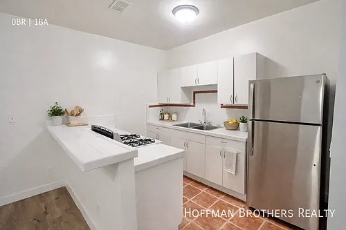1317 N Bronson Ave #1001 Photo 1