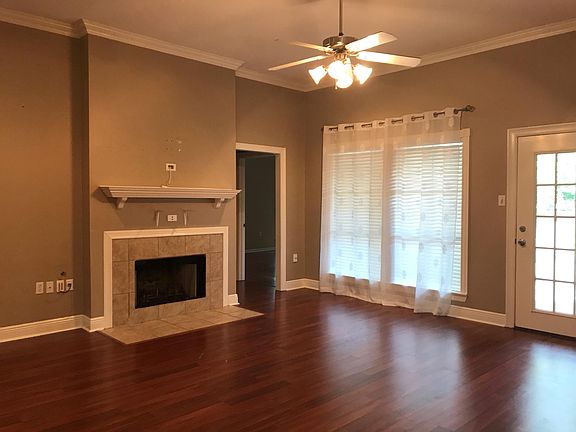 2nd image of 4382 Moss Trail Dr