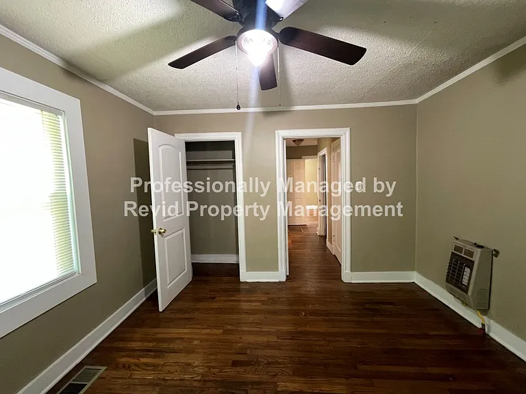 3560 Stuart Rd — Photo 15