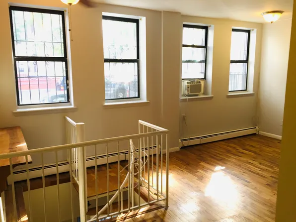 319 East 105th Street image 7 of 24