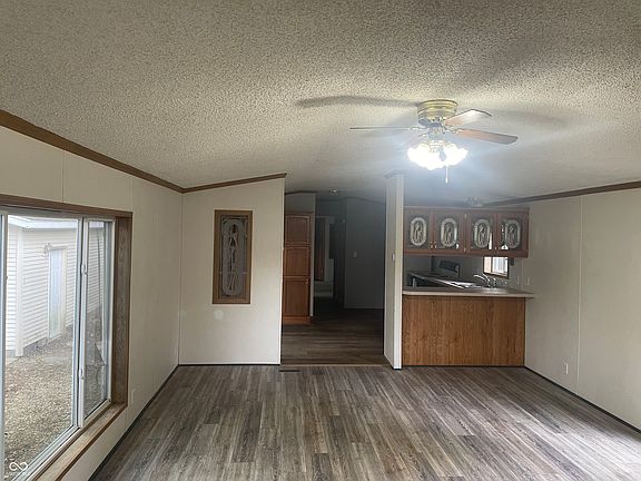 4th image of 157 Lazy River Rd