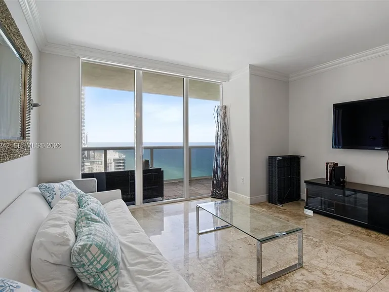 1830 S Ocean Dr #3310 — Photo 2