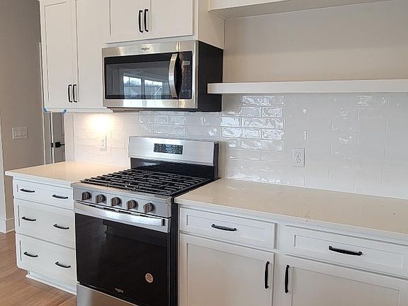 4th image of 4810 Kintore Lot 97