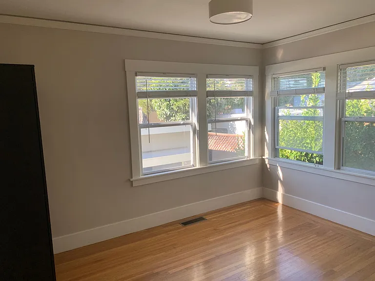 2941 Rawson St — Photo 20