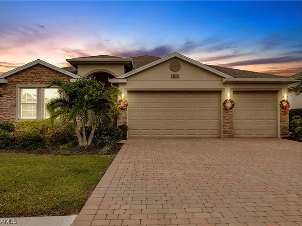 2633 Corona Ln, Cape Coral, FL 33909