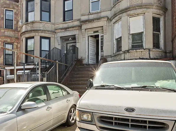 1134 Eastern Pkwy, Brooklyn, NY 11213