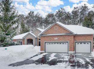 6 Lloyd Cook Dr E, Springwater, ON L9X0H5