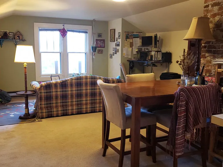 Woolen Way — Photo 10