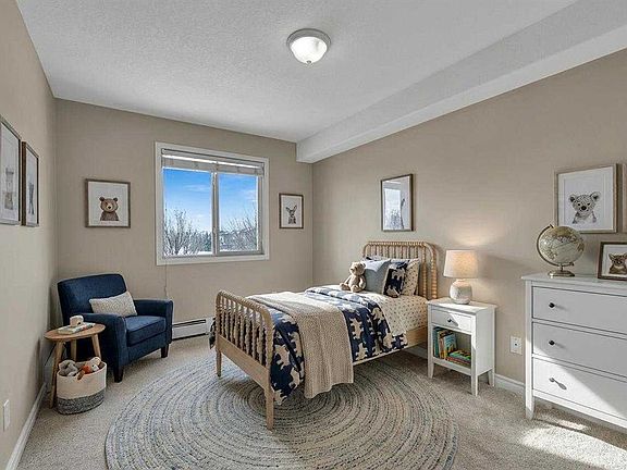 4th image of 8 E Bridlecrest Dr SW #1327