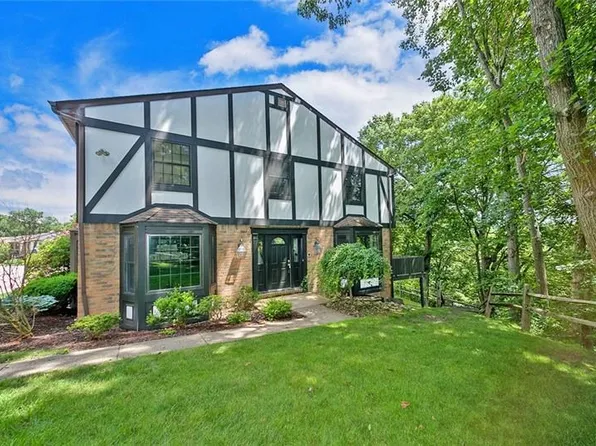 452 Edgetree Ln, Murrysville, PA 15668