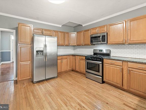 5th image of 308 N Mulberry St
