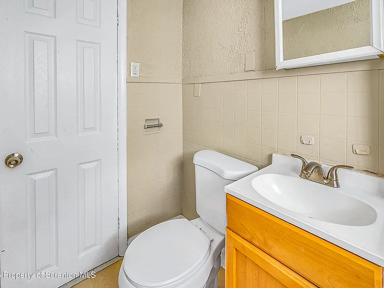1007 Washburn St #2 — Photo 15