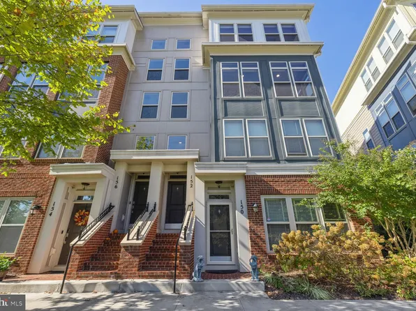 152 Copley Cir #24-B, Gaithersburg, MD 20878
