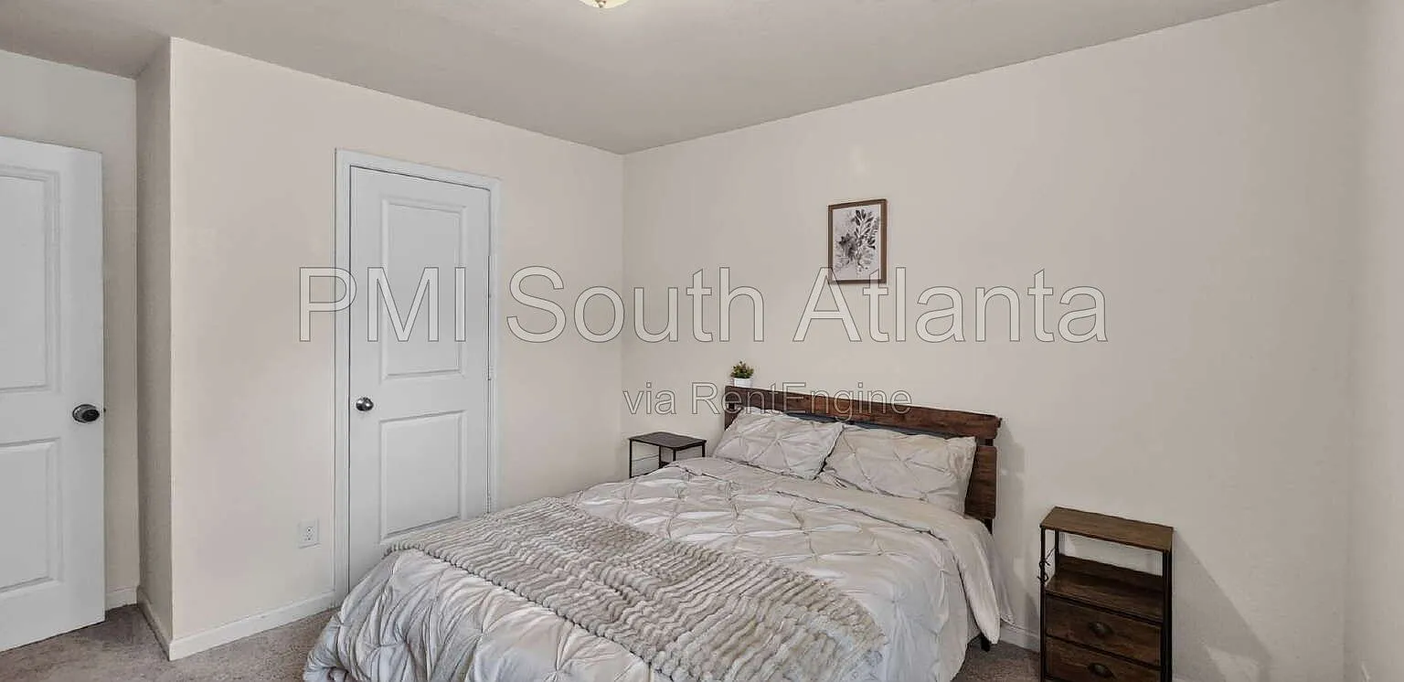 1 bed, 1.0 bath, $850 — Photo 4