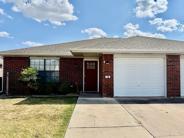 2 Holly Dr #B — Photo 1
