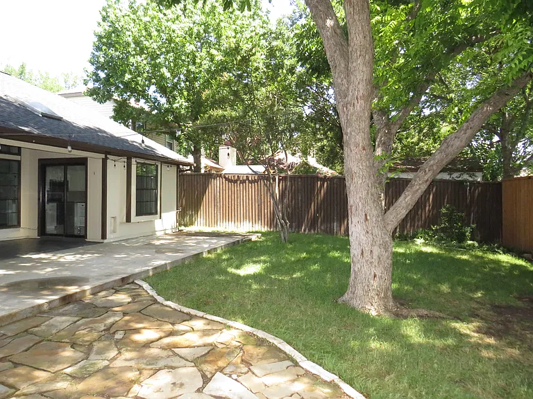 2308 Crestmeadow St — Photo 38
