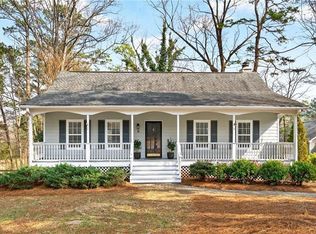 4554 S Landing Dr, Roswell, GA 30066